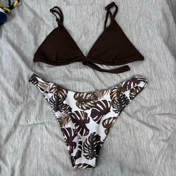 🦋 Closet Clear Out 🦋 Accepting all offers - FCFS! - Picture 5 of 7